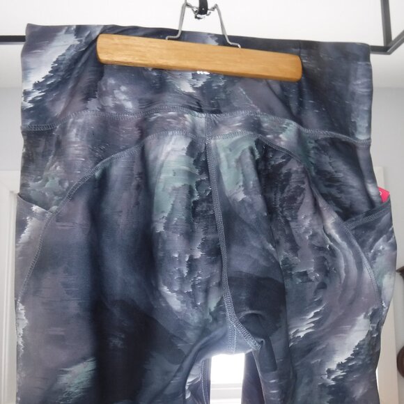 BNWT - Marika Circuit Ankle Legging 25 inch Stormy Sky Granite plus size U.S. 2X - Picture 11 of 13